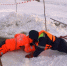 В Сургуте спасателей вытаскивали из полыньи - ОМЕДИА!
